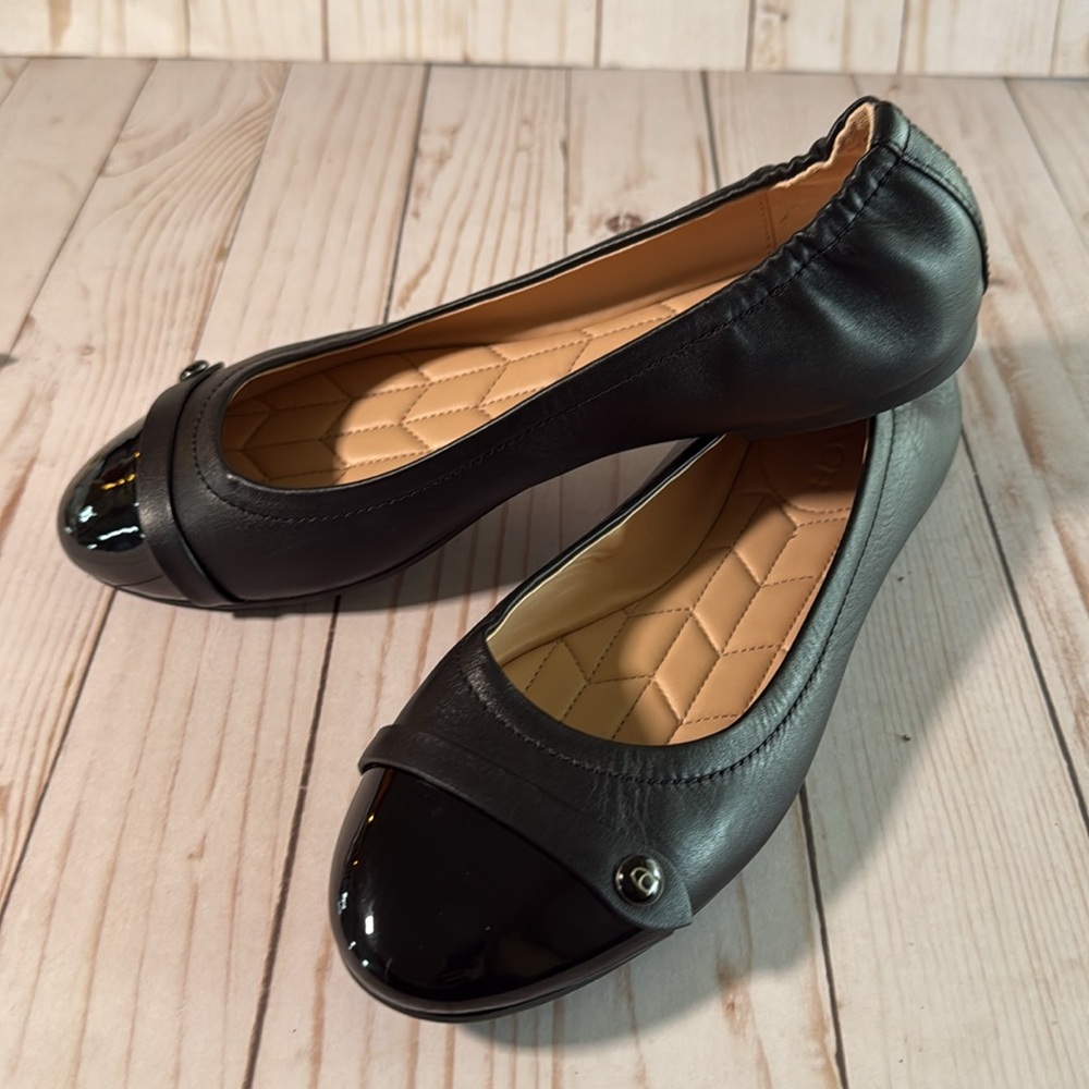 Classic Black Women's Ballet Flat with Patent Toe New Size 8 - Picture 2 of 15